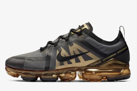Nike Air VaporMax 2019 Sneakers Metallic Gold