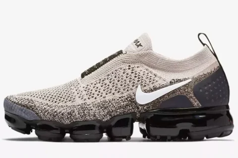 Nike Air VaporMax Flyknit 3 Moc 2 Sneakers Bruin-Zwart