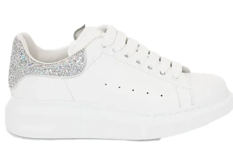 Alexander McQueen Oversized Glitter Sneakers Wit-Zilver