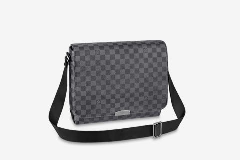 Louis Vuitton district mm schoudertas donkergrijs Louis Vuitton district mm schoudertas donkergrijs