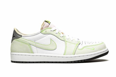 Nike Air Jordan 1 Low OG Sneakers Groen-Wit