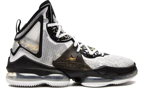 Nike LeBron 19 Sneakers Wit-Zwart