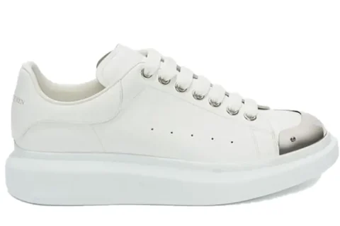 Alexander McQueen Oversized Sneakers Wit-Zilver