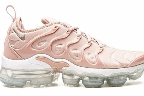 Nike Air Vapormax Plus Pink Oxford Sneakers