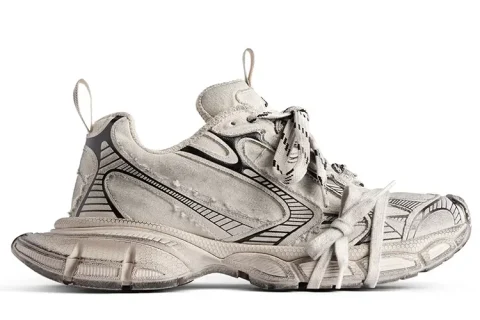 Balenciaga 3XL Sneakers Beige