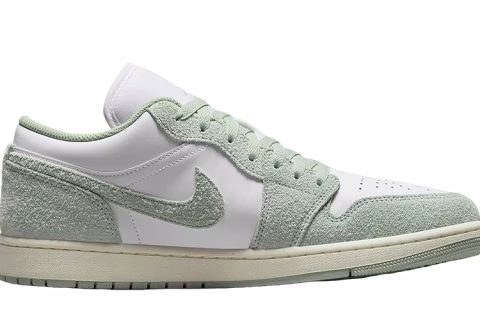 Nike Air Jordan 1 Low ''Light Green'' Sneakers