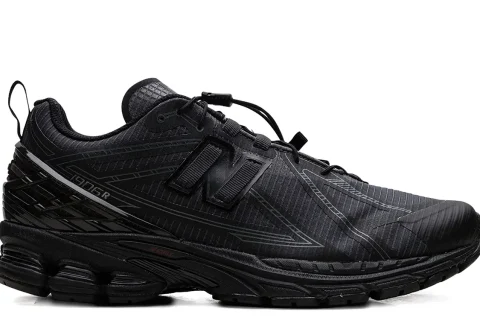 New Balance 1906R Sneakers Black Magnet