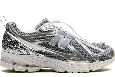 New Balance 1906R x The Basement Day Sneakers Chrome