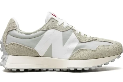 New Balance 327 "Saliegroen" Sneaker