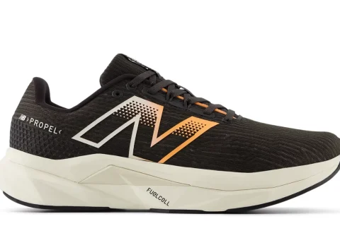 New Balance FuelCell Propel v5 "Black hot mango black cement" Heren schoenen