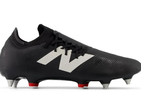 New Balance FURON PRO SG V7+ "Black white true red" Heren schoenen