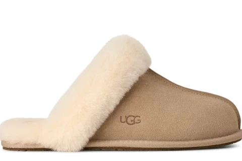 UGG Scuffette II "Sand" Dames schoenen