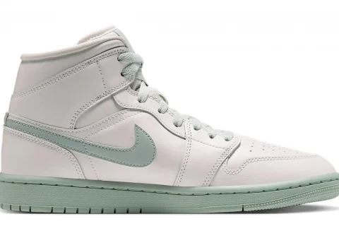 Nike Air Jordan 1 Mid "Sail Pistachio Frost" Dames schoenen