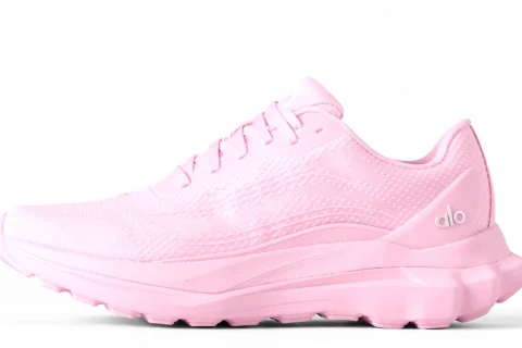 Alo Runner - Pink Marshmallow "Pink Marshmallow" Dames schoenen