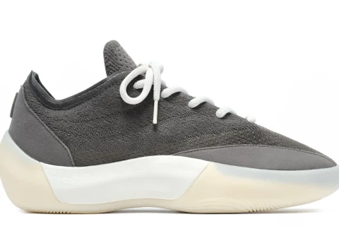 Fear of God Athletics III Basketball "Cinder" Heren schoenen