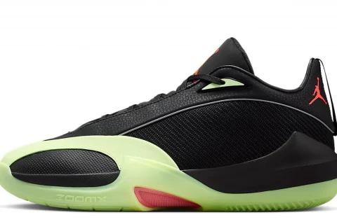 Nike Jordan Triangle "Zwart Barely Volt Infrared 23" Schoenen