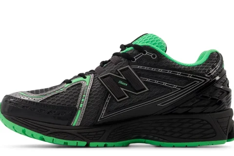 New Balance 1906R "Dark silver metallic lime leaf castlerock" Schoenen