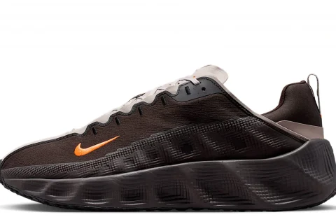 Nike Ava Rover "Velvet Brown Oatmeal Zwart Martian Sunrise" Schoenen