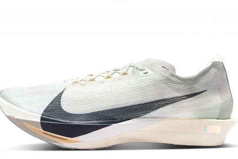 Nike Streakfly 2 "Spruce Aura Phantom Ice Peach Dark Obsidian" Schoenen